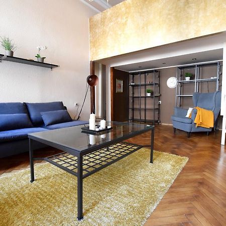 Budget Apartment By Hi5 - Oktober 6 Str 4 Budapest Ngoại thất bức ảnh