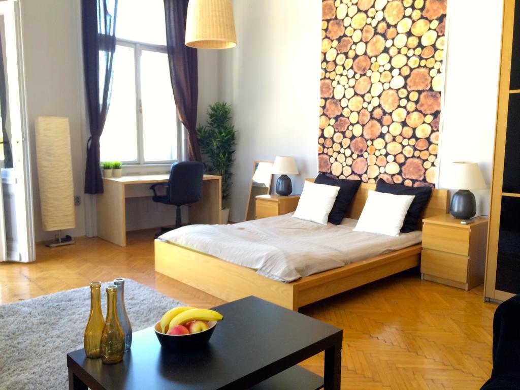Budget Apartment By Hi5 - Oktober 6 Str 4 Budapest Ngoại thất bức ảnh