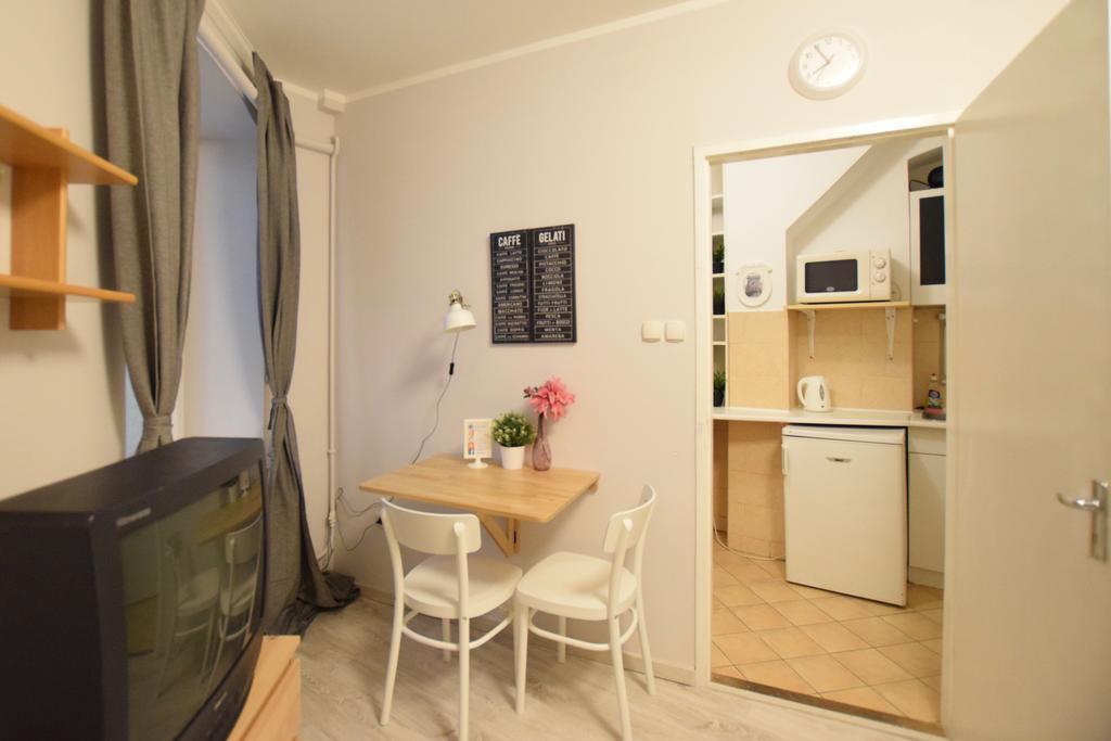 Budget Apartment By Hi5 - Oktober 6 Str 4 Budapest Ngoại thất bức ảnh