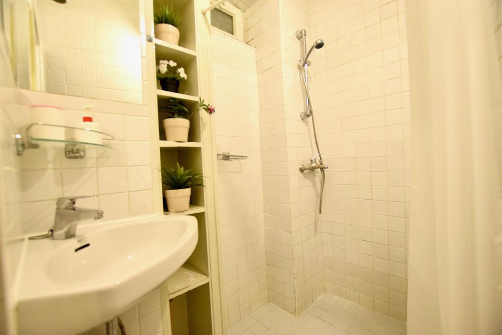 Budget Apartment By Hi5 - Oktober 6 Str 4 Budapest Ngoại thất bức ảnh