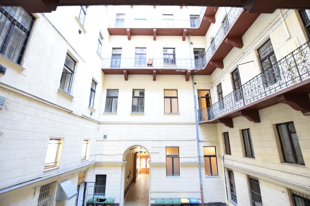 Budget Apartment By Hi5 - Oktober 6 Str 4 Budapest Ngoại thất bức ảnh
