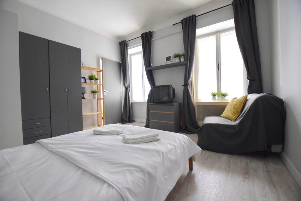 Budget Apartment By Hi5 - Oktober 6 Str 4 Budapest Ngoại thất bức ảnh