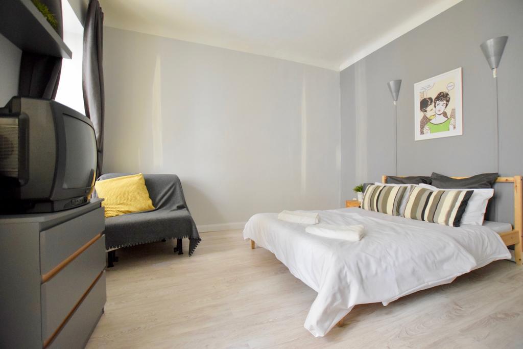 Budget Apartment By Hi5 - Oktober 6 Str 4 Budapest Ngoại thất bức ảnh