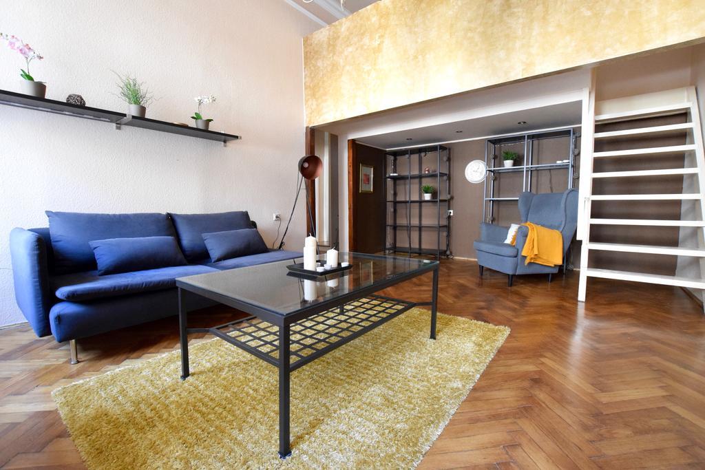 Budget Apartment By Hi5 - Oktober 6 Str 4 Budapest Ngoại thất bức ảnh